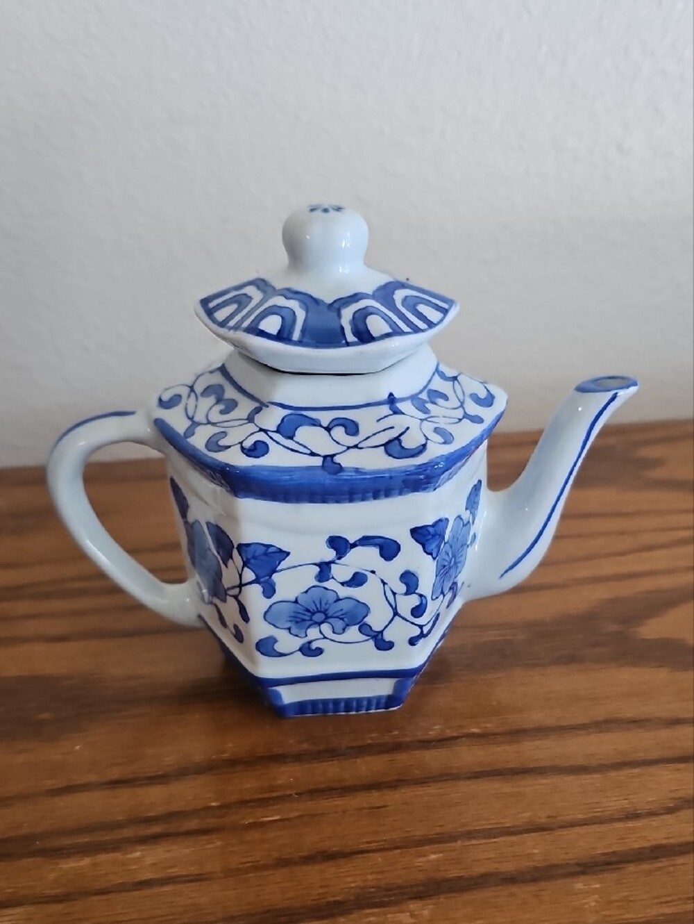 Made In China Blue and White Floral Porcelain Teapot - Tote 9 - Picture 5 of 8